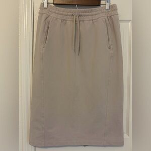 Athleta retroterry Mid Rise Skirt size S beige color